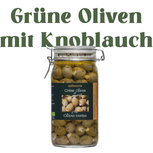 Bio grüne Oliven gefüllt mit Knoblauch in Kräuter